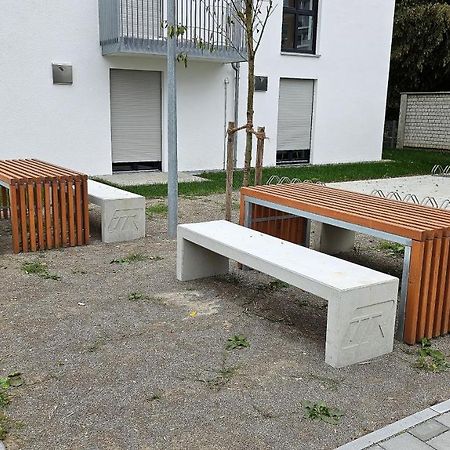 Apartment Kueche Arbeitsplatz Netflix Wlan Barrierefrei Augsburg Exterior photo